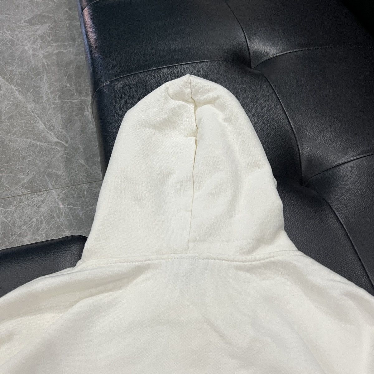 Vetements Vetements Logo Hoodie Size US M / EU 48-50 / 2 - 12 Thumbnail