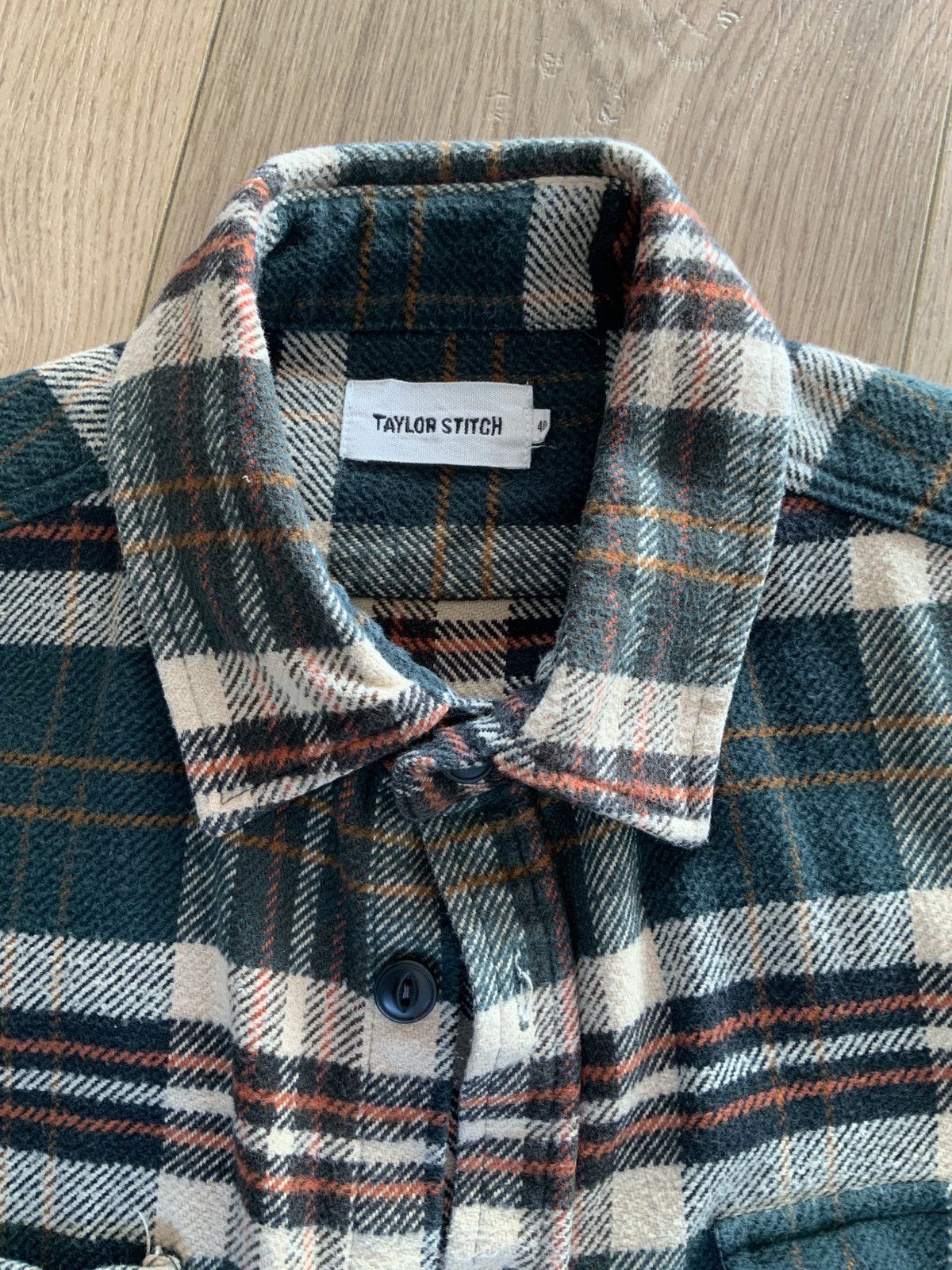Taylor Stitch Crater Shirt in Forest Plaid size M/40 Size US M / EU 48-50 / 2 - 5 Thumbnail