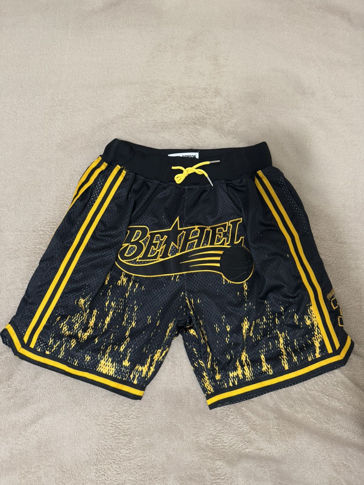 Mitchell & Ness × Other A.I Highschool Shorts Size US 31 - 1 Thumbnail