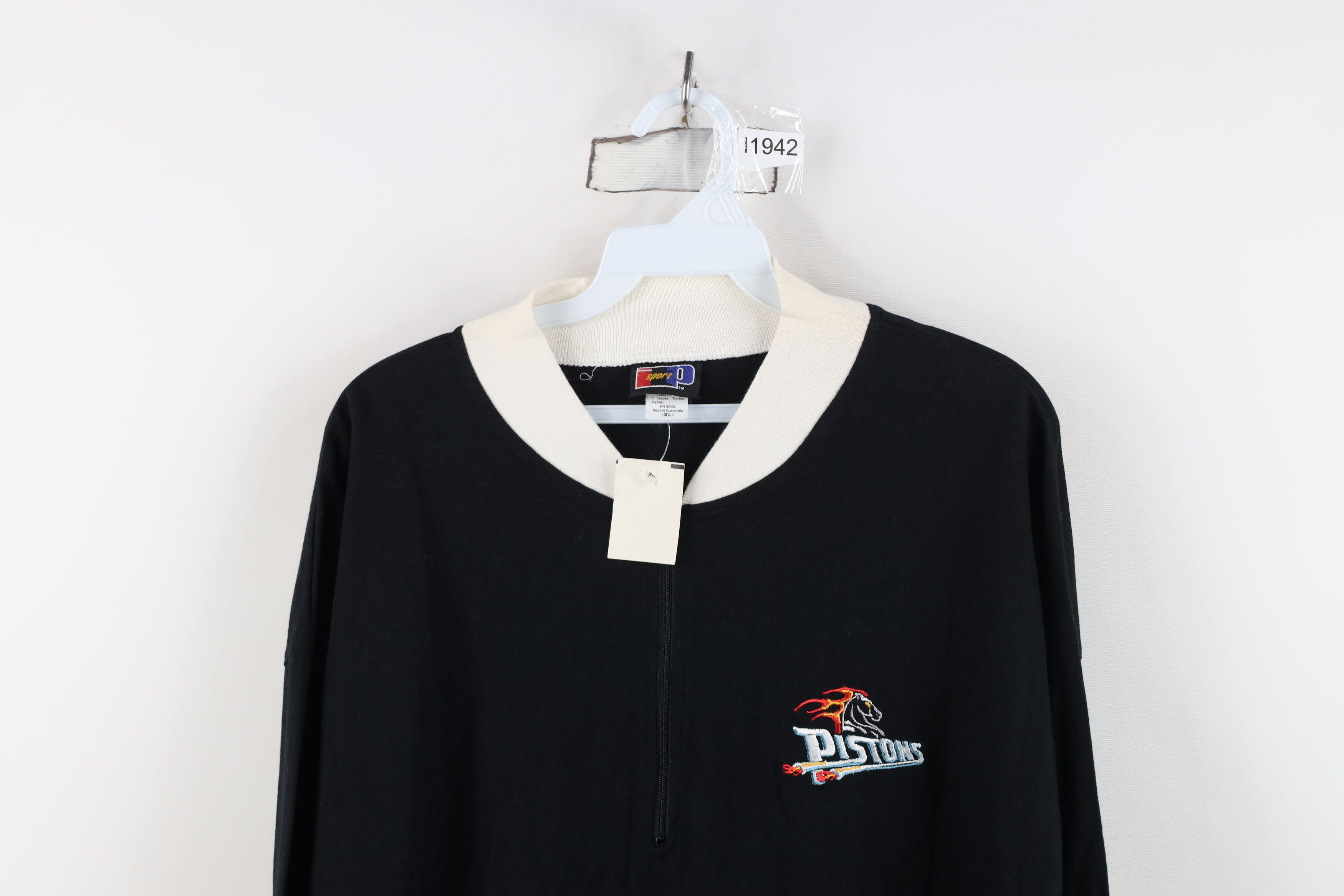 Vintage Deadstock Vintage 90s Basketball Flaming Horse T-Shirt Size US XL / EU 56 / 4 - 2 Thumbnail