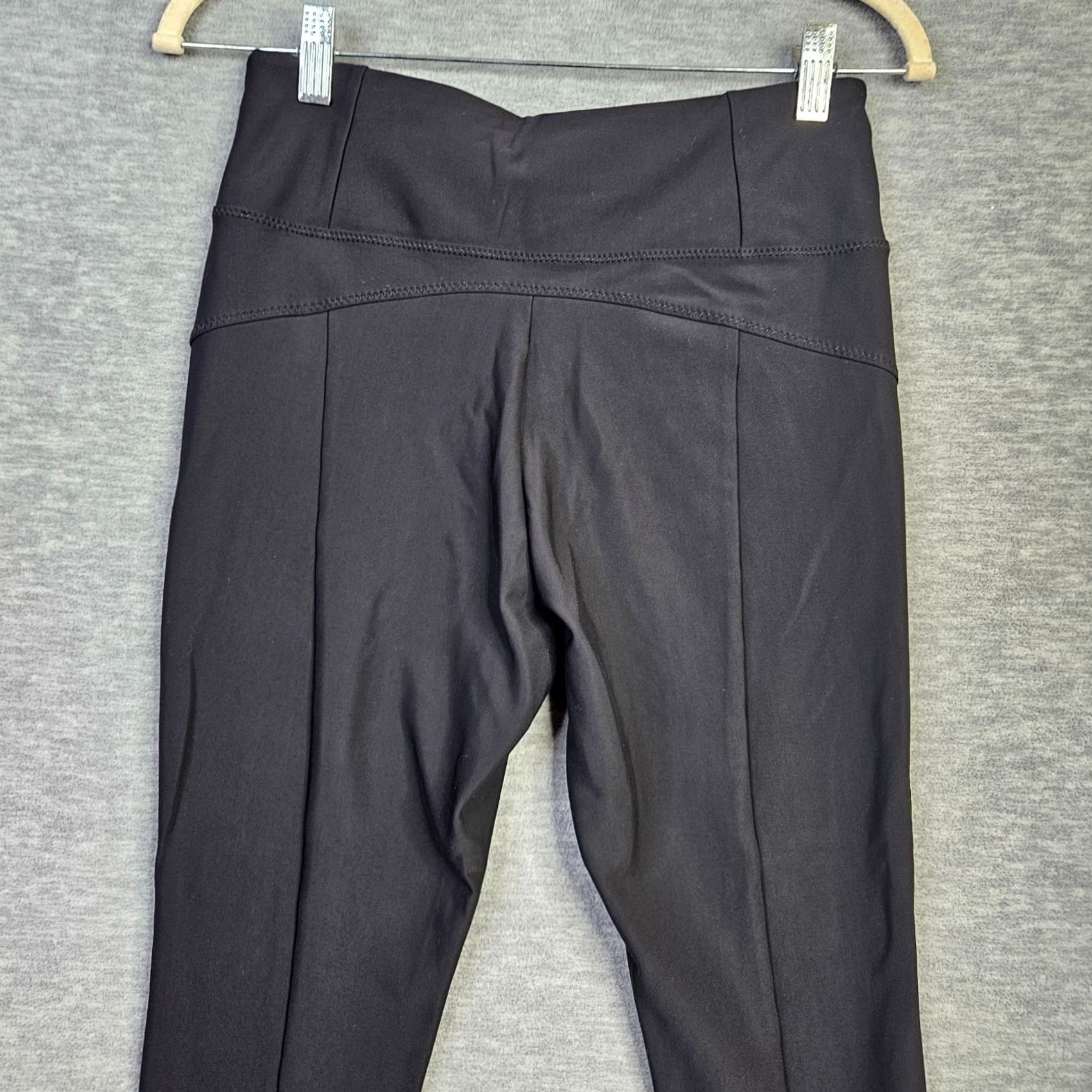 Athleta Athleta Leggings Women's Size S Black Cropped Pockets Pull On Knit Spandex Skinny Activewear Casual Sports Athleisure 90s? Size 28" / US 6 / IT 42 - 5 Thumbnail