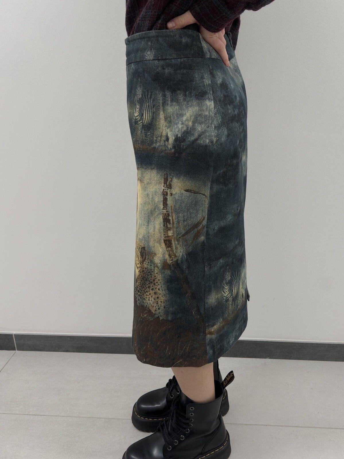 Vintage Olsen Y2K midi skirt animal print leopard vintage 2000’s Size 30" / US 8 / IT 44 - 5 Thumbnail