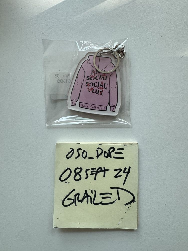 Anti Social Social Club assc kkotch hoody keychain (pink) Size ONE SIZE - 4 Thumbnail
