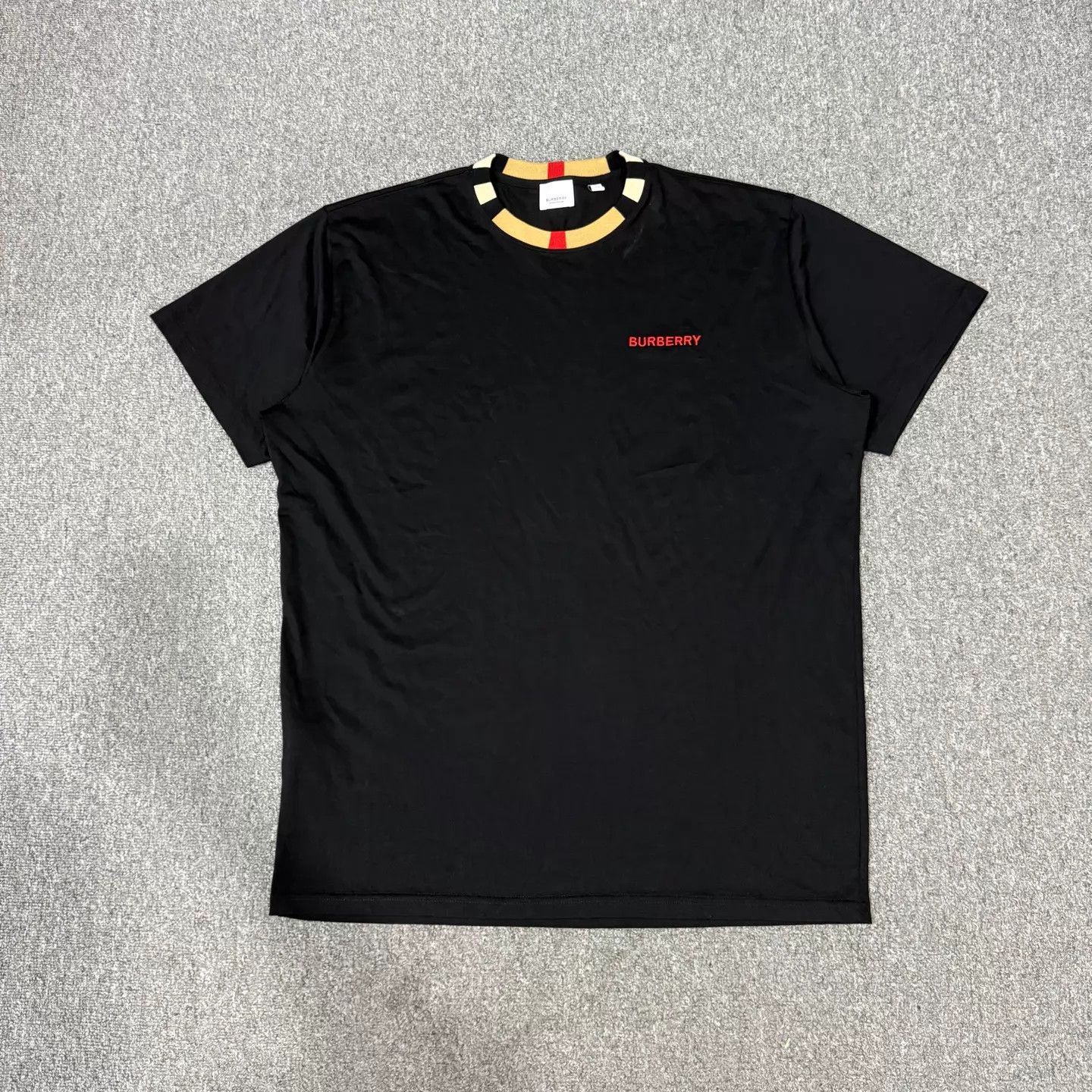 Burberry Burberry Black Collar Check Short Sleeve XL 99 New Size US XL / EU 56 / 4 - 1 Thumbnail