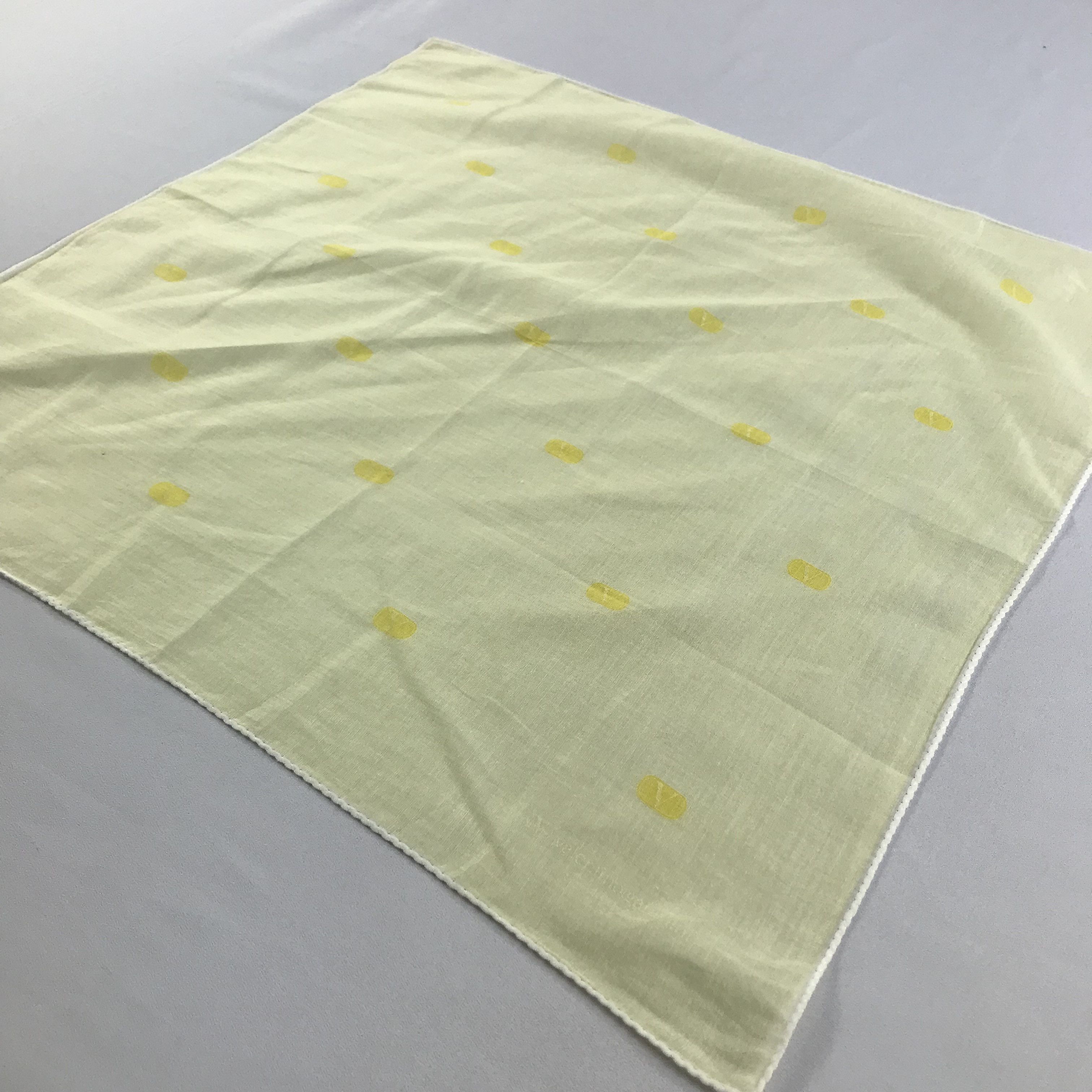 Valentino × Vintage Valentino Garavani Bandana / Handkerchief/Neckerchief -S2617 Size ONE SIZE - 2 Thumbnail