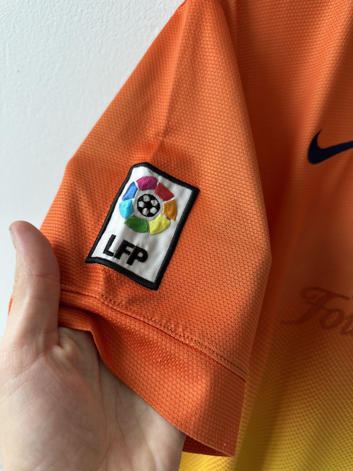 Other FC Barcelona 2012/2013 Away Jersey Nike Size US L / EU 52-54 / 3 - 10 Thumbnail