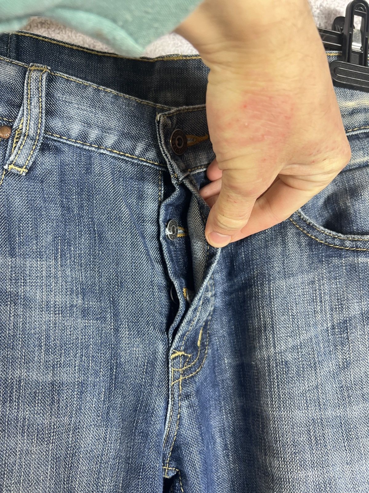 Diesel Vintage Diesel Embroidered Logo Distressed Faded Jeans Y2k Size US 32 / EU 48 - 7 Thumbnail