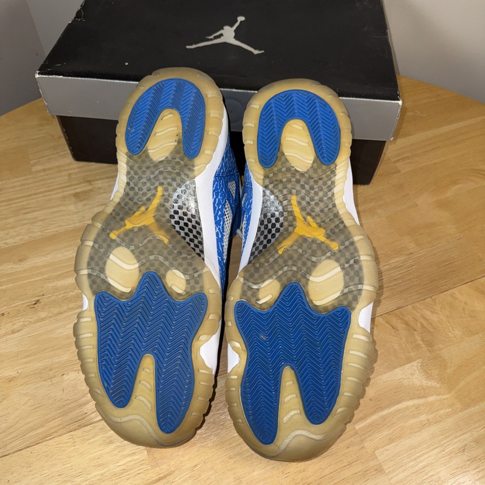 Jordan Brand NIKE AIR JORDAN XI 11 RETRO LOW IE ARGON BLUE 306008-471 14 Size US 14 / EU 47 - 6 Thumbnail