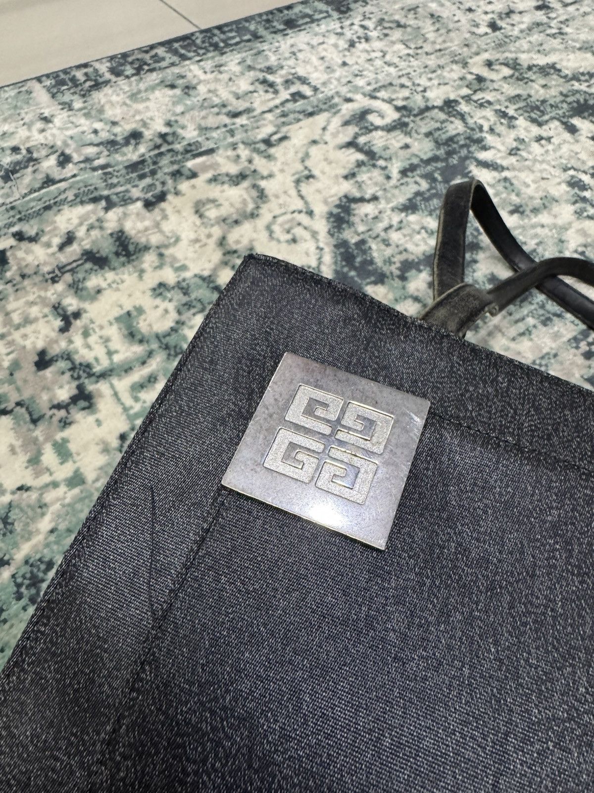 Givenchy VINTAGE GIVENCHY METAL EMBLEM TOTE BAG Size ONE SIZE - 3 Thumbnail