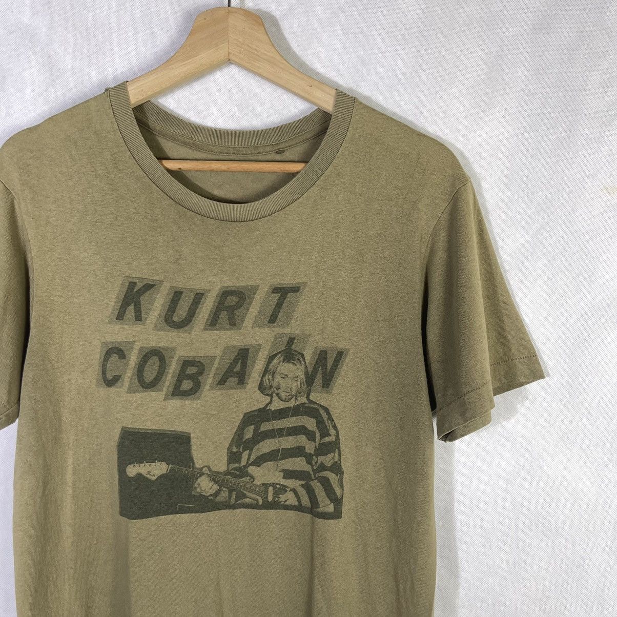 Band Tees × Vintage Kurt Cobain Nirvana Distressed Tshirt Size US M / EU 48-50 / 2 - 2 Thumbnail