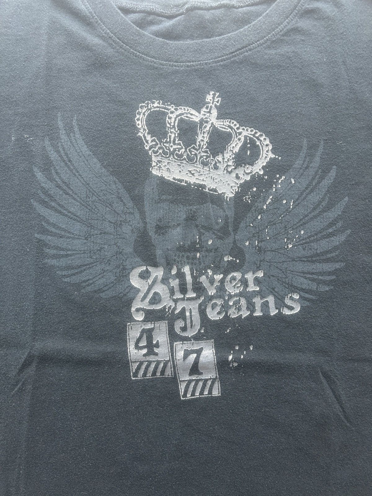 Vintage Vintage Y2K Silver Jeans Skull Graphic Tee Size US L / EU 52-54 / 3 - 3 Thumbnail