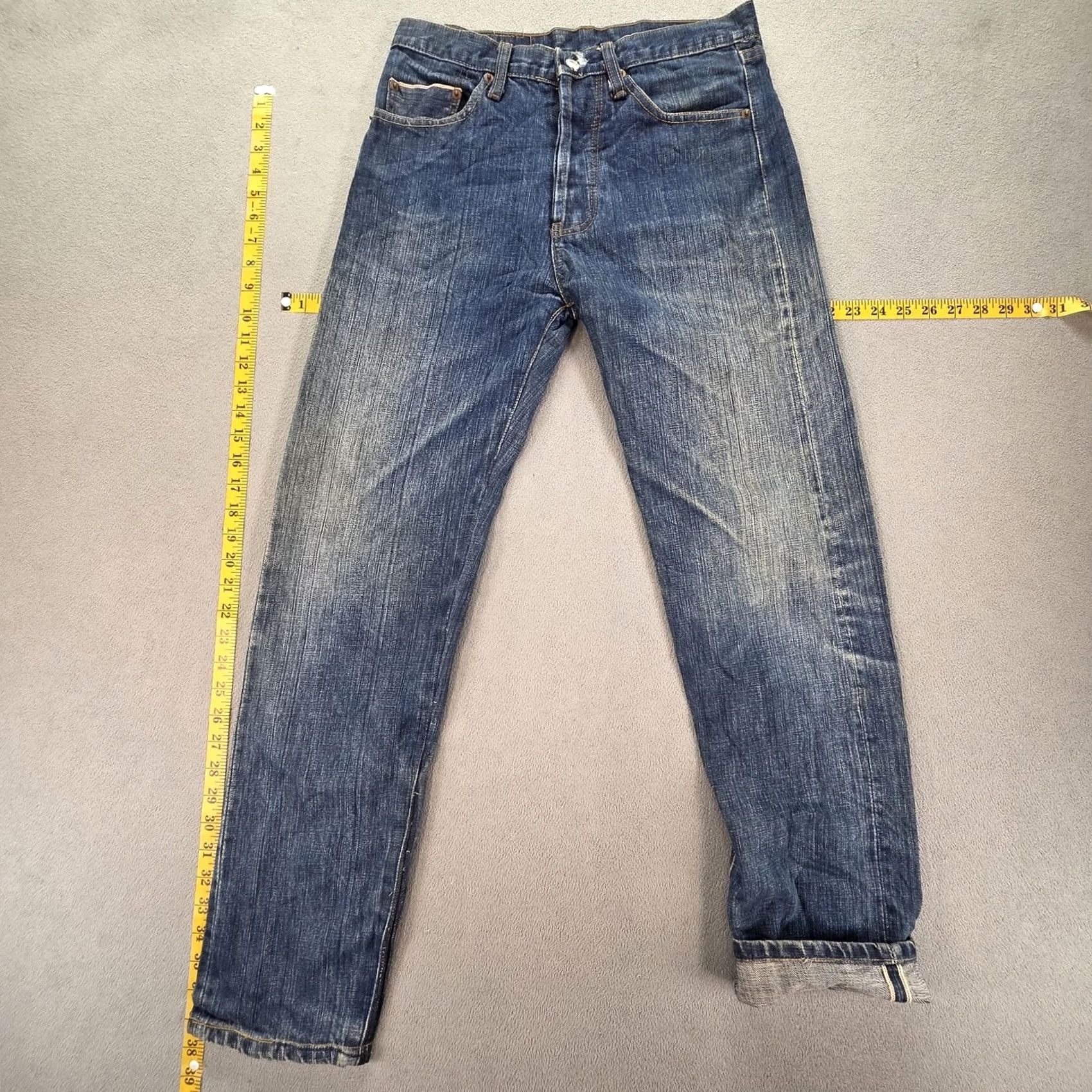 Levi's VINTAGE Levi's 501 Jeans Mens Regular 29x29 Blue Medium Wash Distressed Pockets 501 XX USA Whiskers Denim Button Fits 29 Mens Size US 29 - 2 Thumbnail