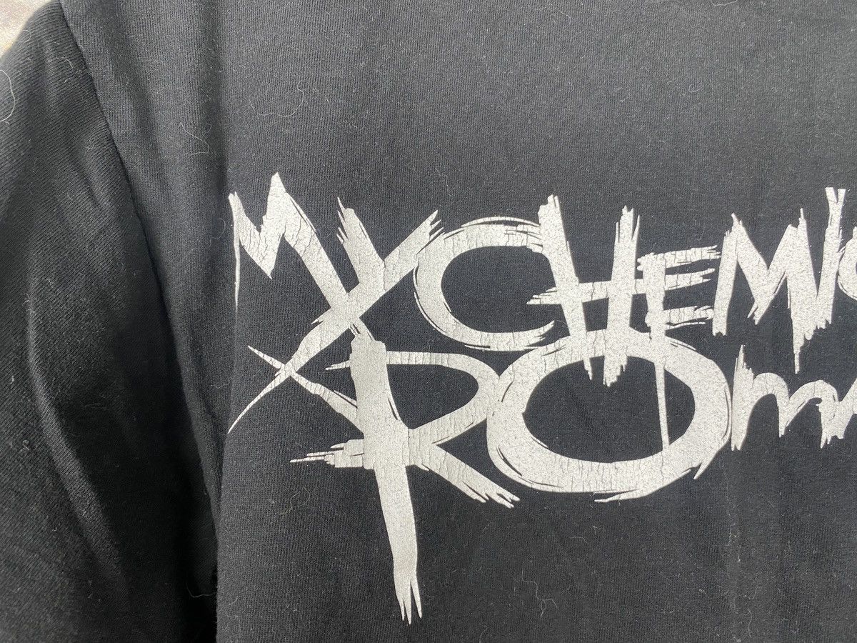 Band Tees Men’s My Chemical Romance T-Shirt Rock Band Size Medium Size US M / EU 48-50 / 2 - 11 Thumbnail