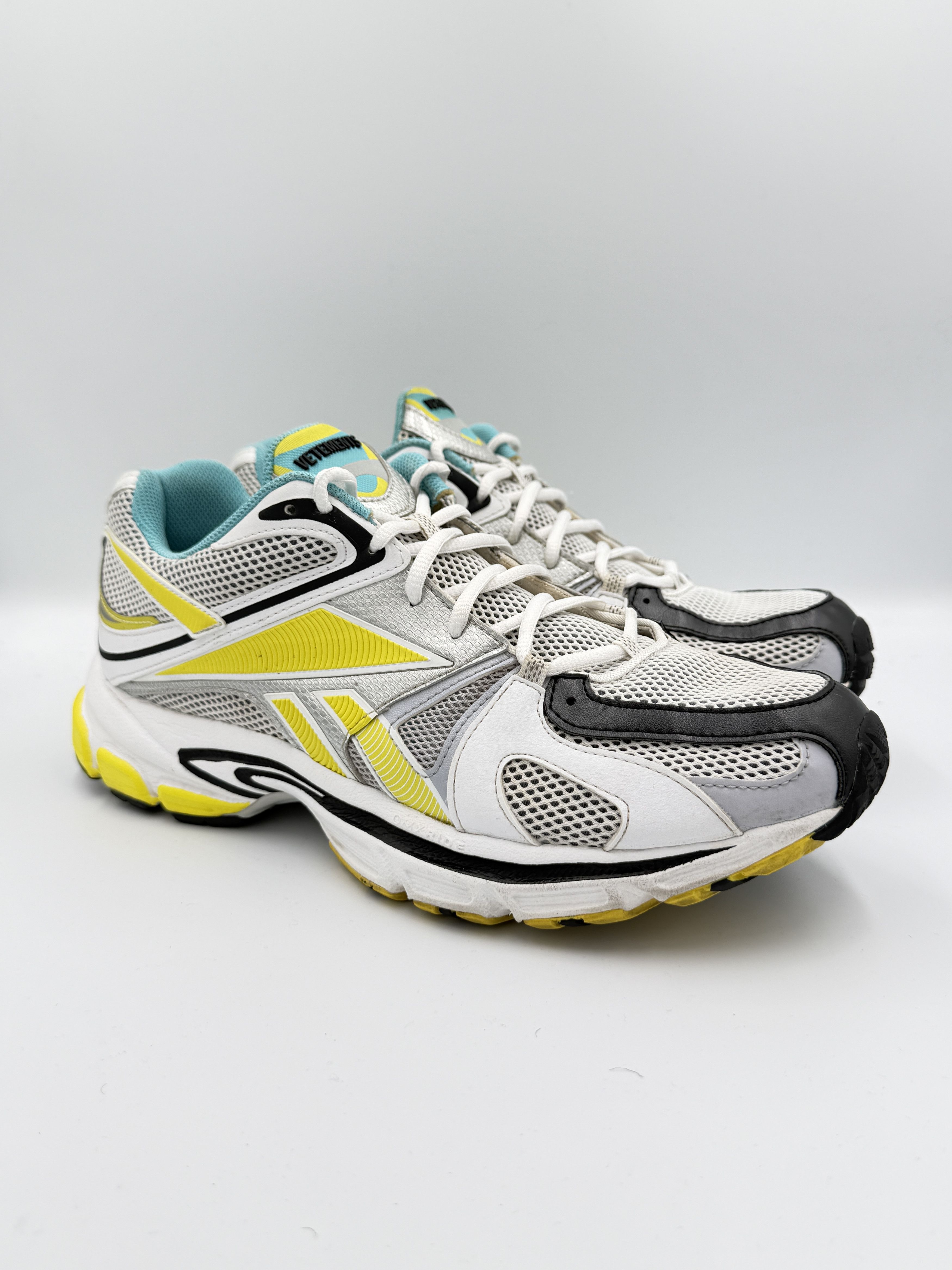 Reebok × Vetements Vetements Reebok Spike Runner 200 Sky Blue Yellow White Size US 10 / EU 43 - 1 Thumbnail