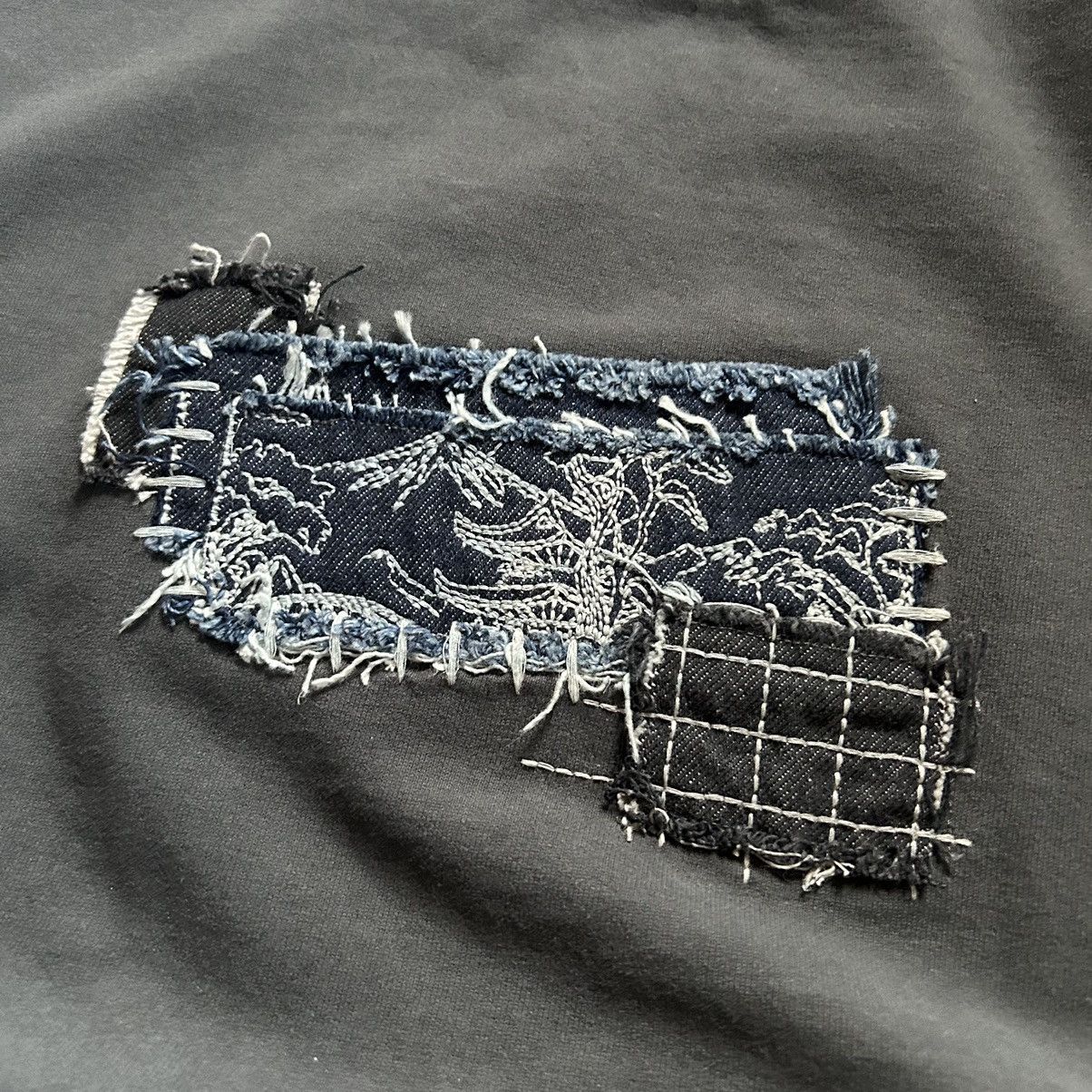 Derschutze BORO SASHiKO BOXY HEAVYWEiGHT TEE PATCHWORK STEEL BLUE Size US L / EU 52-54 / 3 - 2 Thumbnail