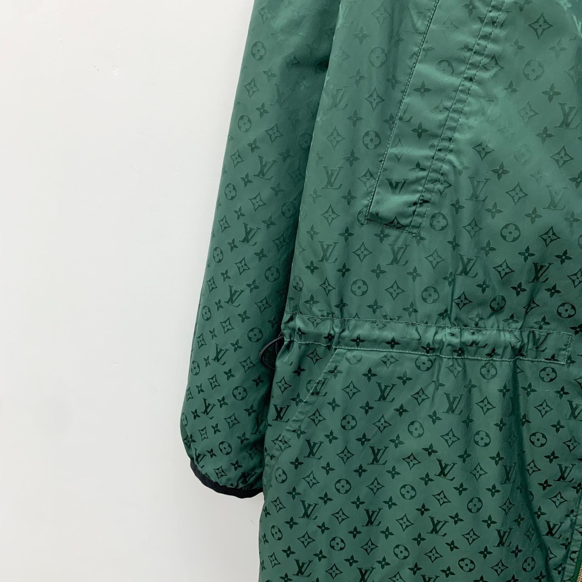 Louis Vuitton LOUIS VUITTON Monogram Green Hooded Raincoat Jacket Size 36 Size XS / US 0-2 / IT 36-38 - 3 Thumbnail