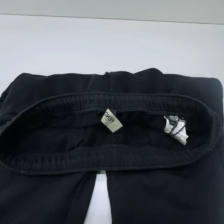 Fendi Fendi Logo Black Sports Pants for Men -2508 Size US 44 / EU 60 - 5 Thumbnail