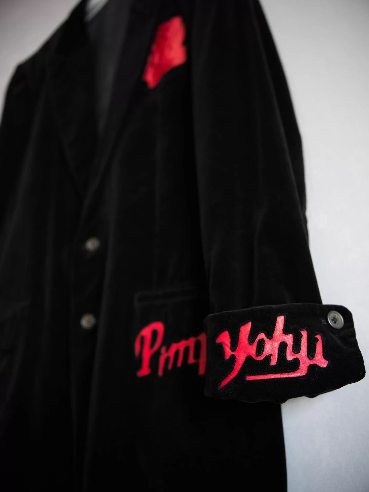 Yohji Yamamoto Yohji Yamamoto 03AW Black Velvet Rose Leather Jacket Size US L / EU 52-54 / 3 - 3 Thumbnail