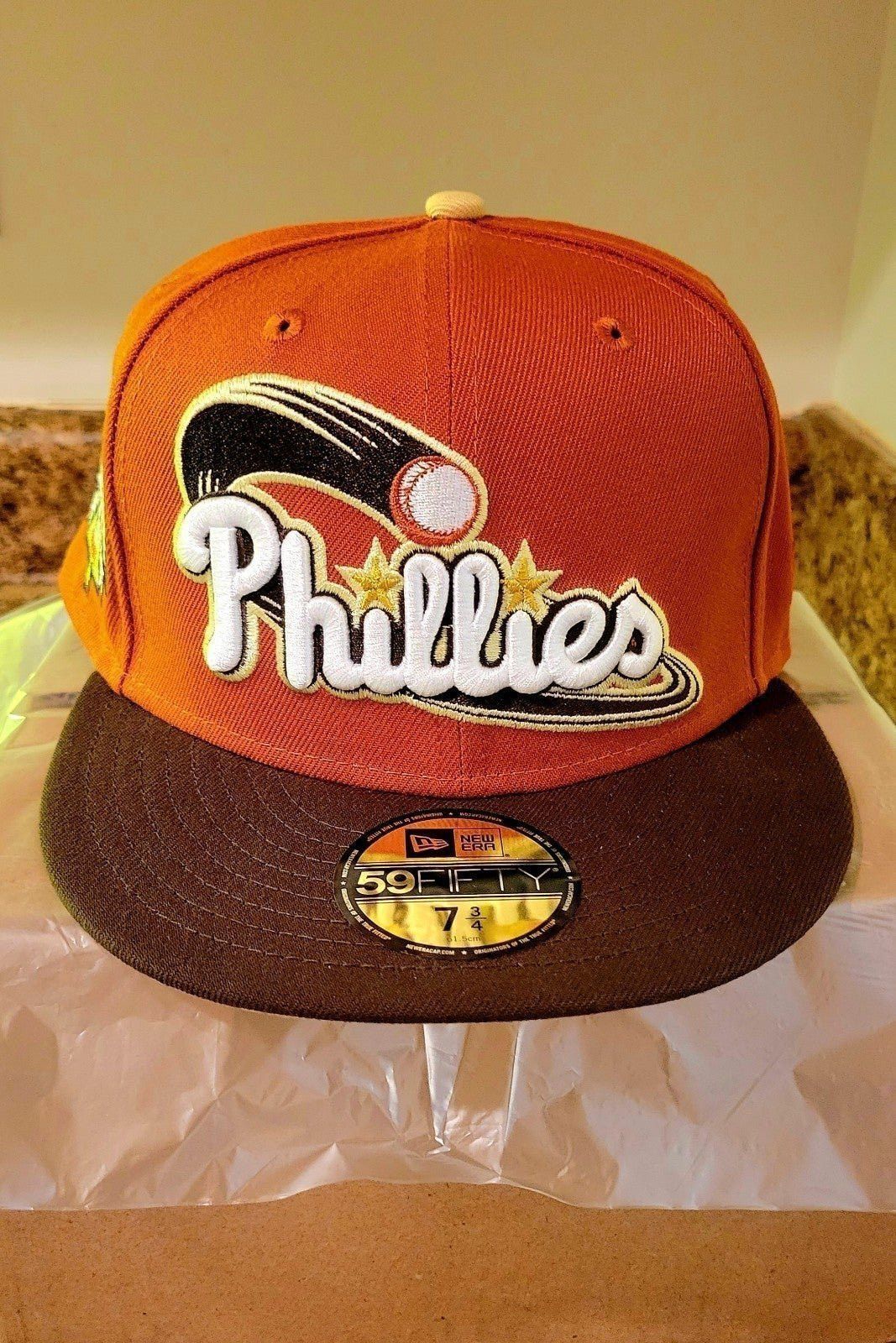 New Era *Firm* 7 3/4 Exclusive Fitted Philadelphia Phillies Hat Size ONE SIZE - 1 Thumbnail