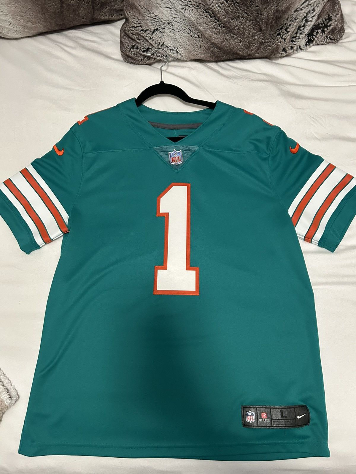 Nike Nike Tua Tagovailoa Jersey Size US L / EU 52-54 / 3 - 1 Thumbnail