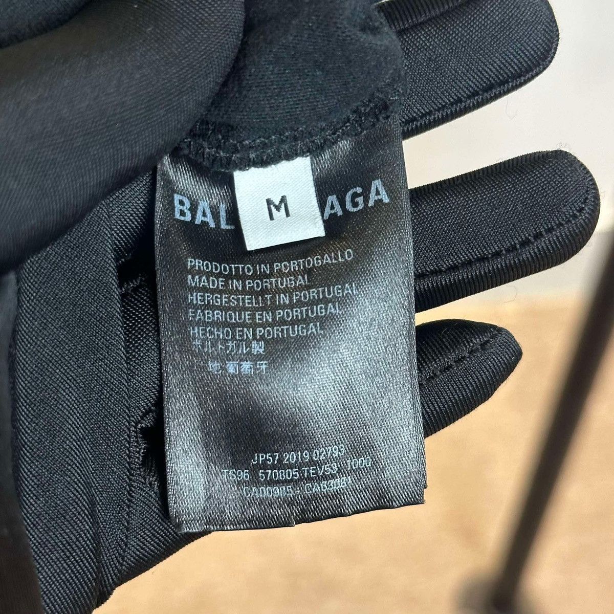 Balenciaga BALENCIAGA MULTI COLLOR LOGO T SHIRT Size US M / EU 48-50 / 2 - 4 Thumbnail