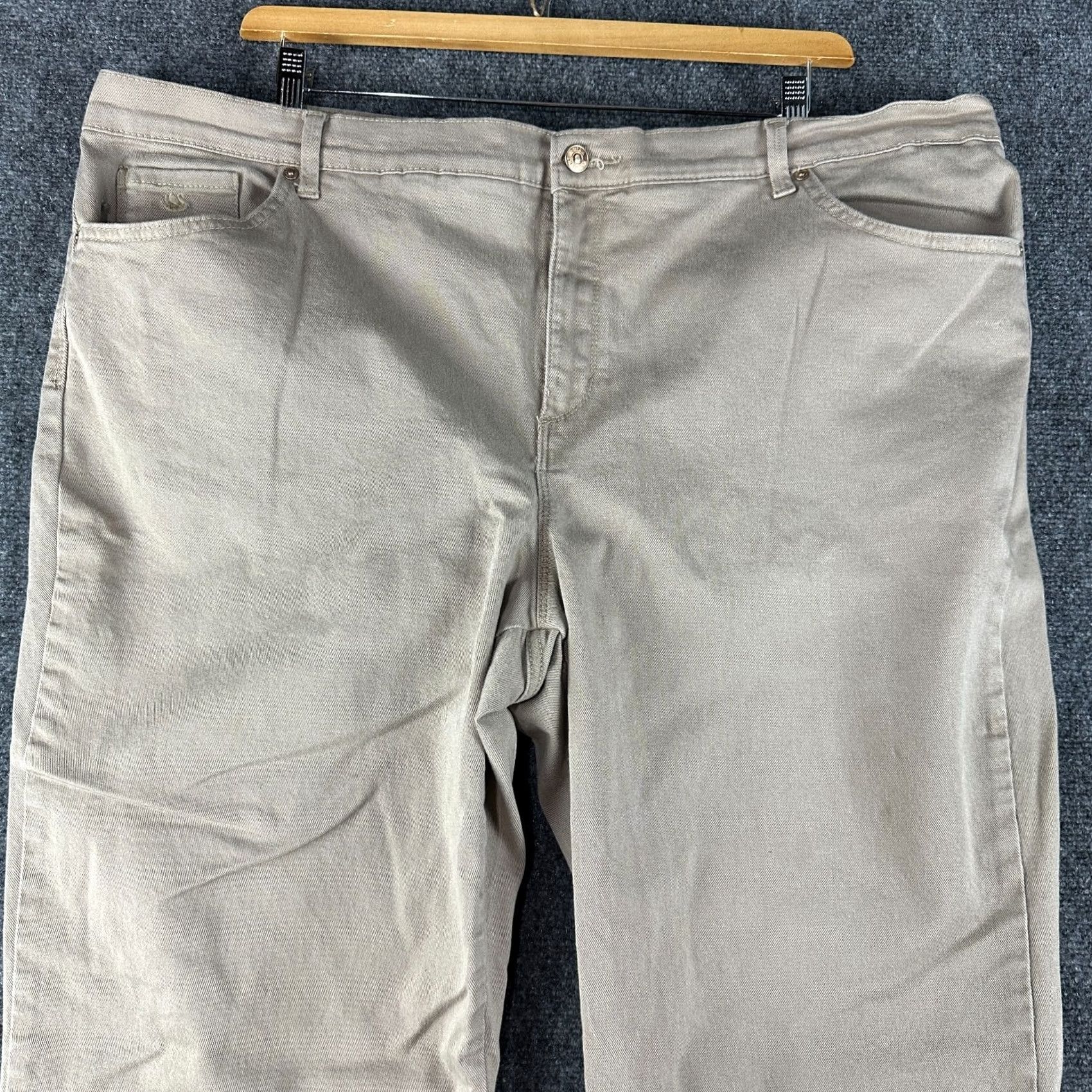 Gloria Vanderbilt Gloria Vanderbilt Jeans Womens 22W Amanda Tan Cotton Stretch Size 40" / US 18 - 3 Thumbnail