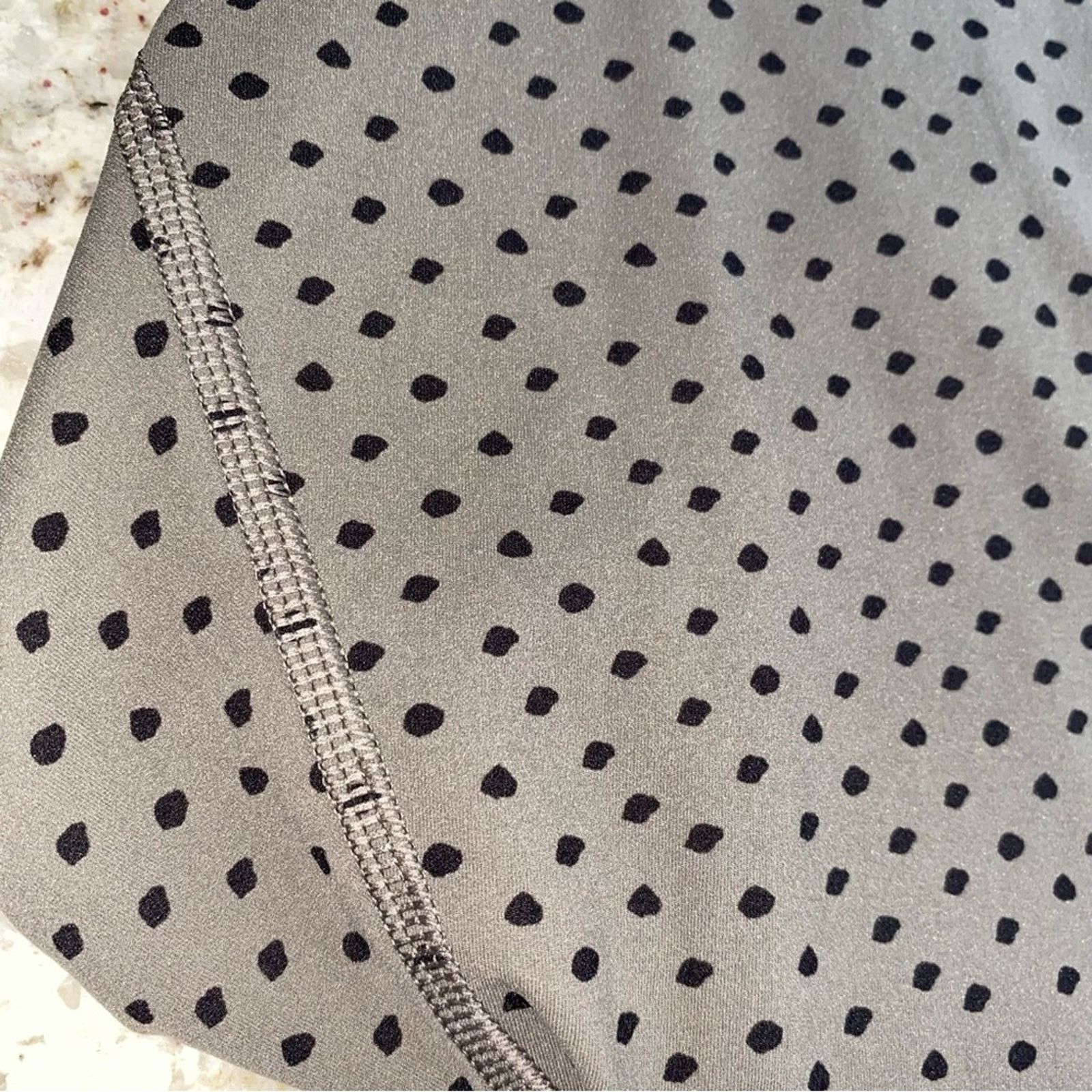 Everlane Everlane $68 Dot Perform Ankle Legging LG EUC Size 30" / US 8 / IT 44 - 6 Thumbnail
