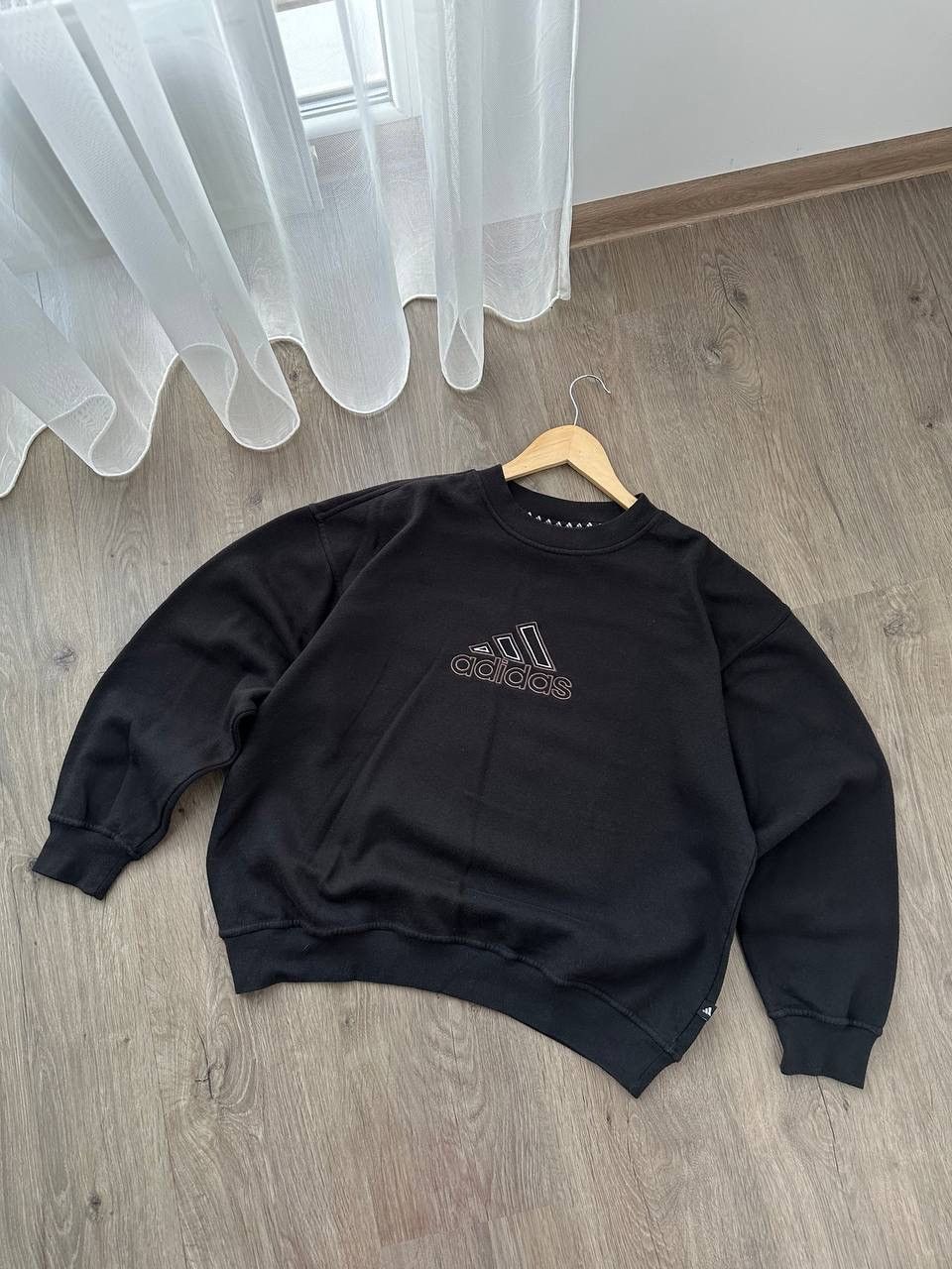 Adidas × Vintage Vintage Adidas Black Sweatshirt Center Logo Size US S / EU 44-46 / 1 - 3 Thumbnail