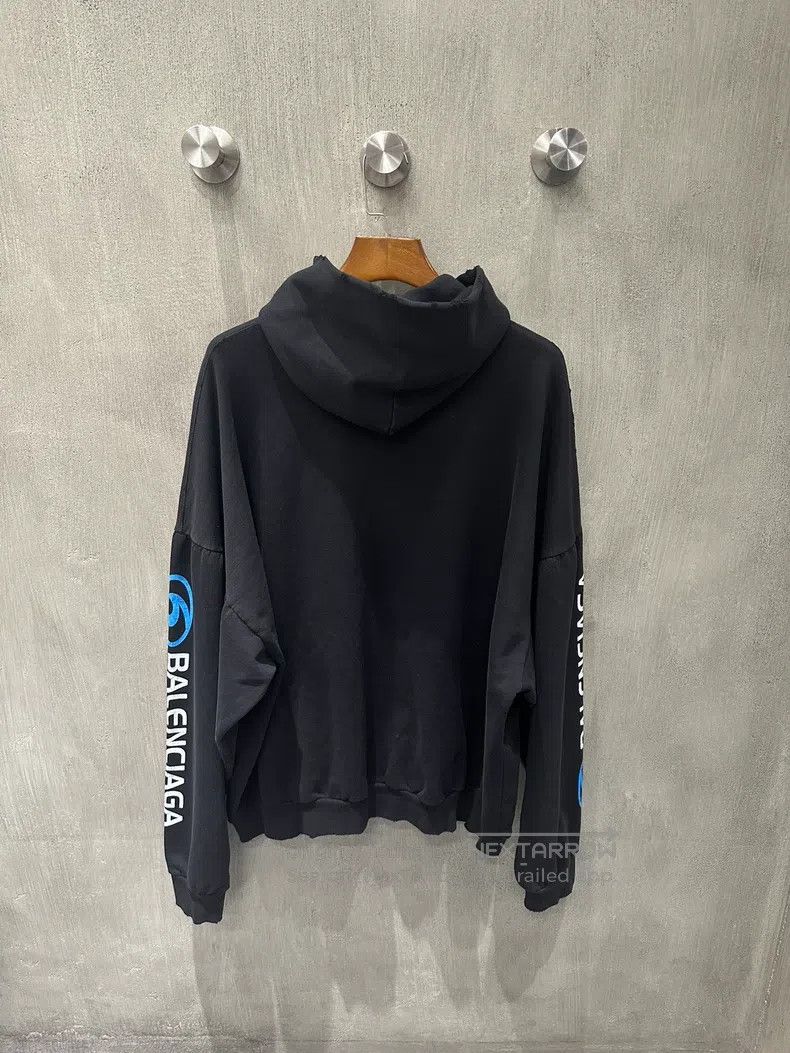 Balenciaga Balenciaga Surf logo hoodie Size US L / EU 52-54 / 3 - 2 Thumbnail