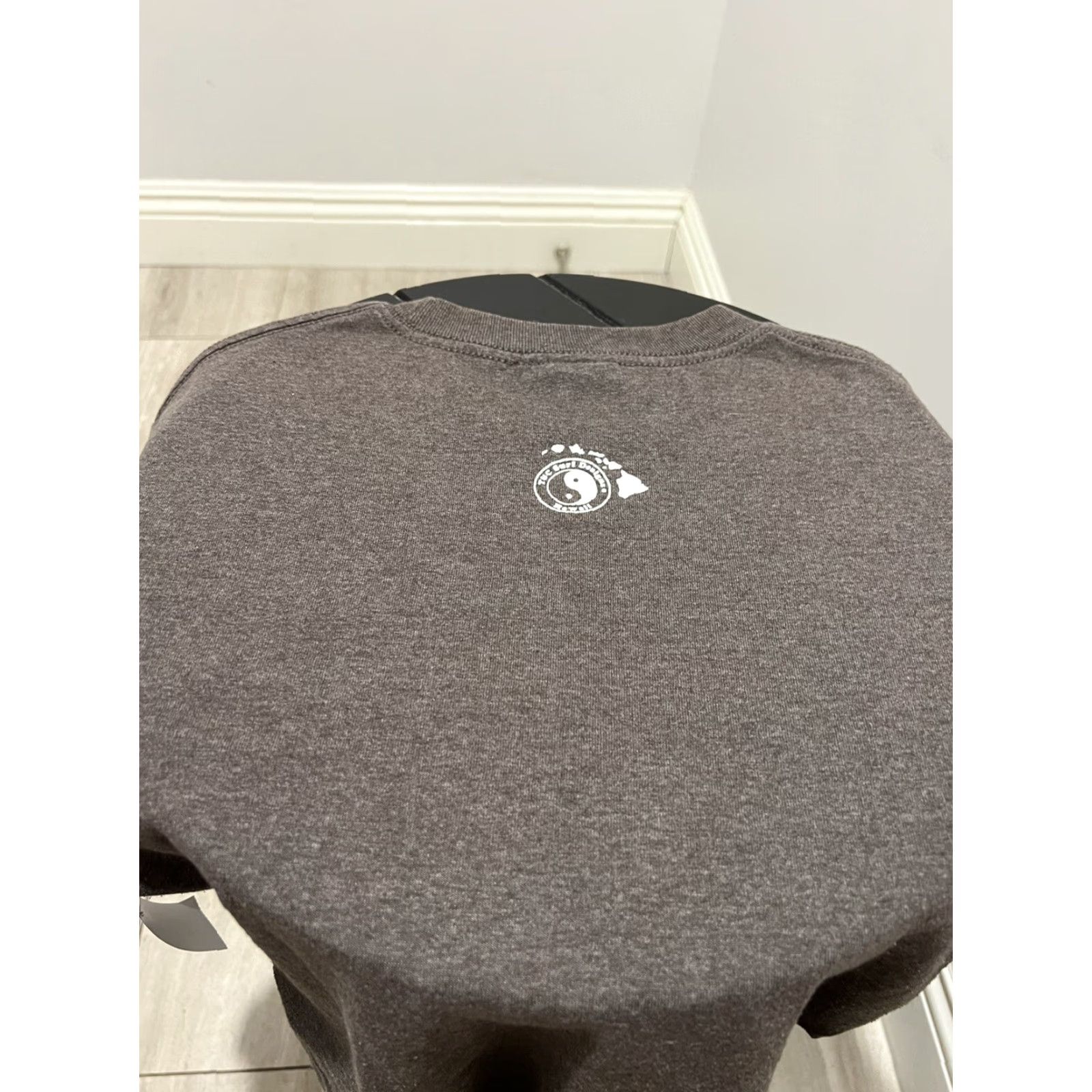 ALOHAS VINTAGE T&C Surf Designs Shirt Surfer Hawaii Yin Yang Logo Aloha Small Gray Mens Size US S / EU 44-46 / 1 - 3 Thumbnail
