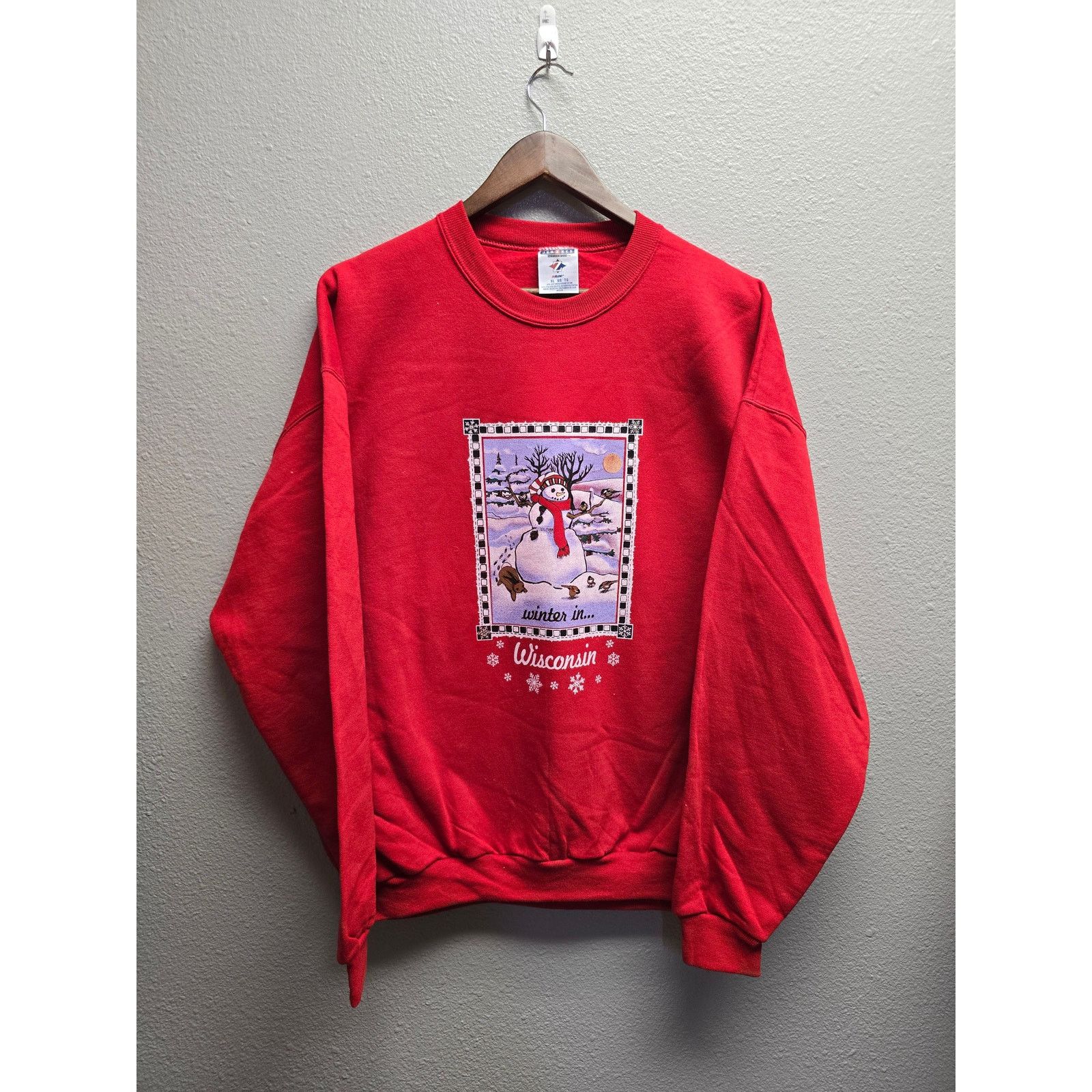 Vintage Vintage Wisconsin Sweatshirt Crewneck Winter XL 90s Red Size XL / US 12-14 / IT 48-50 - 1 Thumbnail