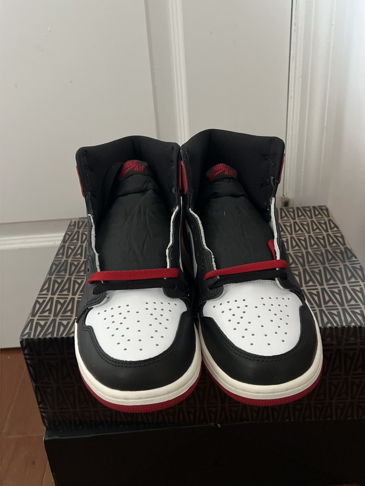 Jordan Brand × Nike Black toe 1 Size US 10.5 / EU 43-44 - 4 Thumbnail