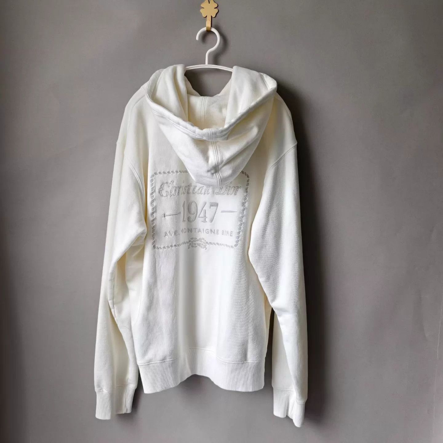 Dior Dior 1947 Embroidered Logo Cream Hoodie M Size M / US 6-8 / IT 42-44 - 2 Thumbnail