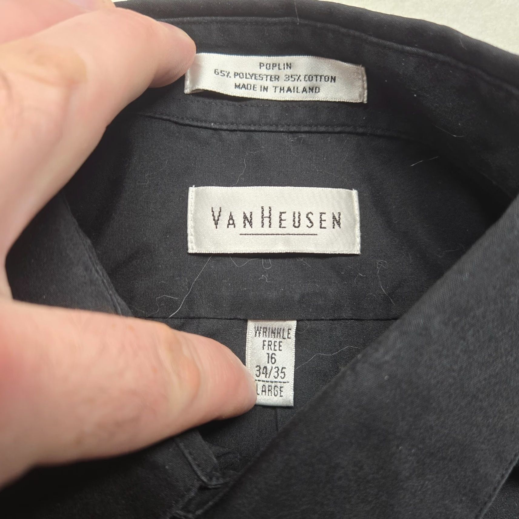 Van Heusen Van Heusen Shirt Mens 16 34/35 Black Solid Poplin Button Up Long Sleeve Casual Size US L / EU 52-54 / 3 - 3 Thumbnail