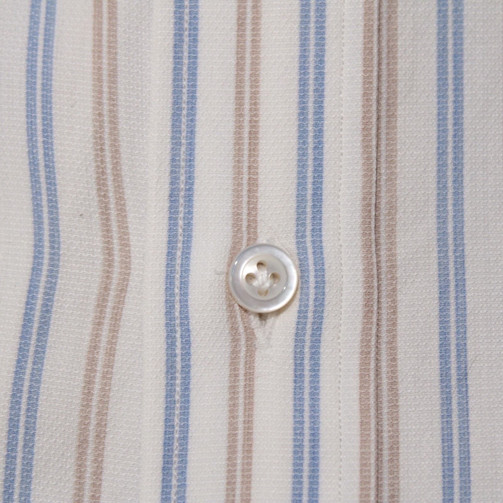 Luciano Barbera Luciano Barbera New with tags Shirt Size M US In White Size US M / EU 48-50 / 2 - 2 Thumbnail
