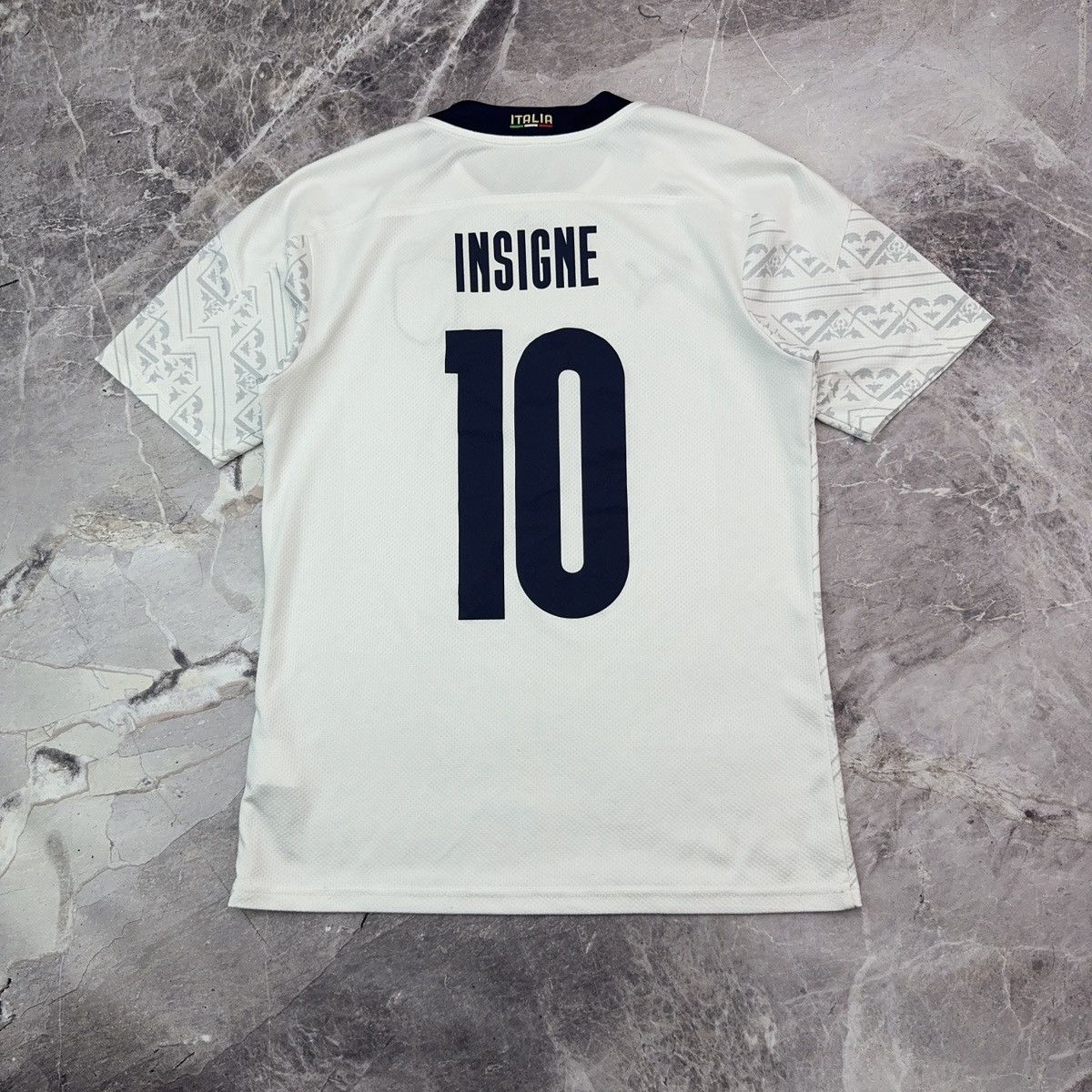 Puma Puma Italia Jersey 2019-2020 #10 Insigne Away Kit National Size US S / EU 44-46 / 1 - 14 Thumbnail