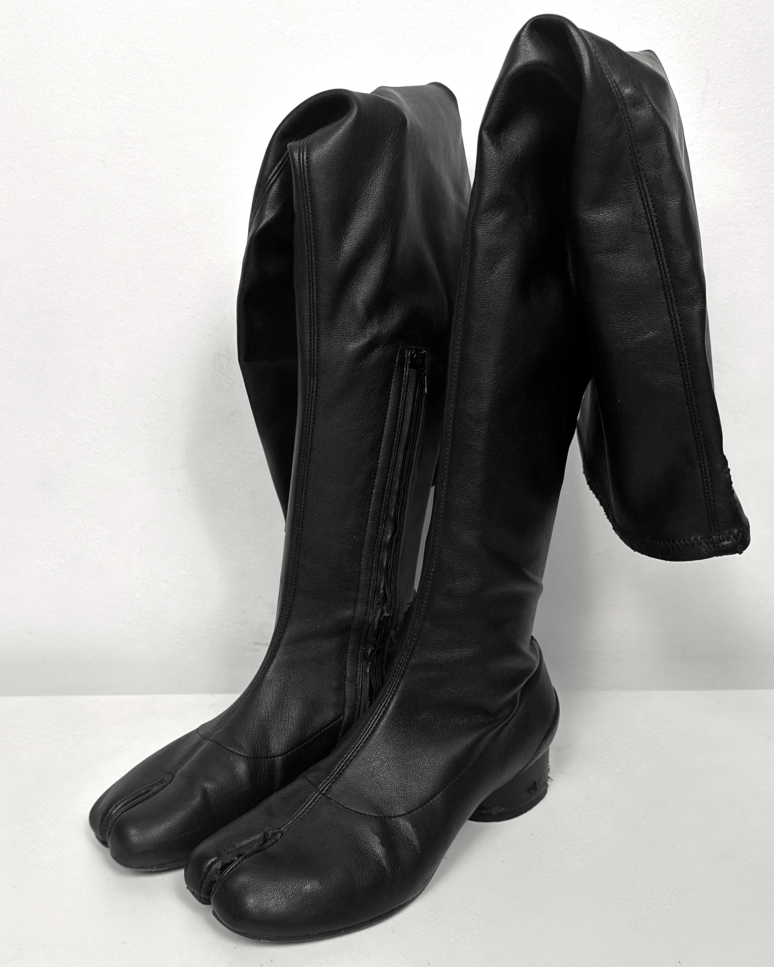 Maison Margiela Maison Margiela Knee High Tabi Boots Size US 7 / IT 37 - 5 Thumbnail