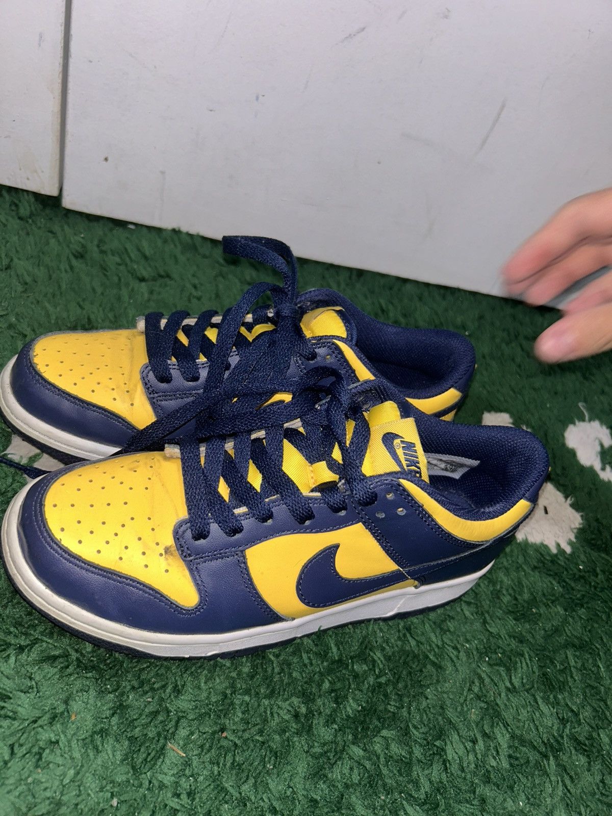 Nike Size 6 - Nike Dunk Low Michigan 2021 Preowned No Box Size US 6 / EU 39 - 6 Thumbnail