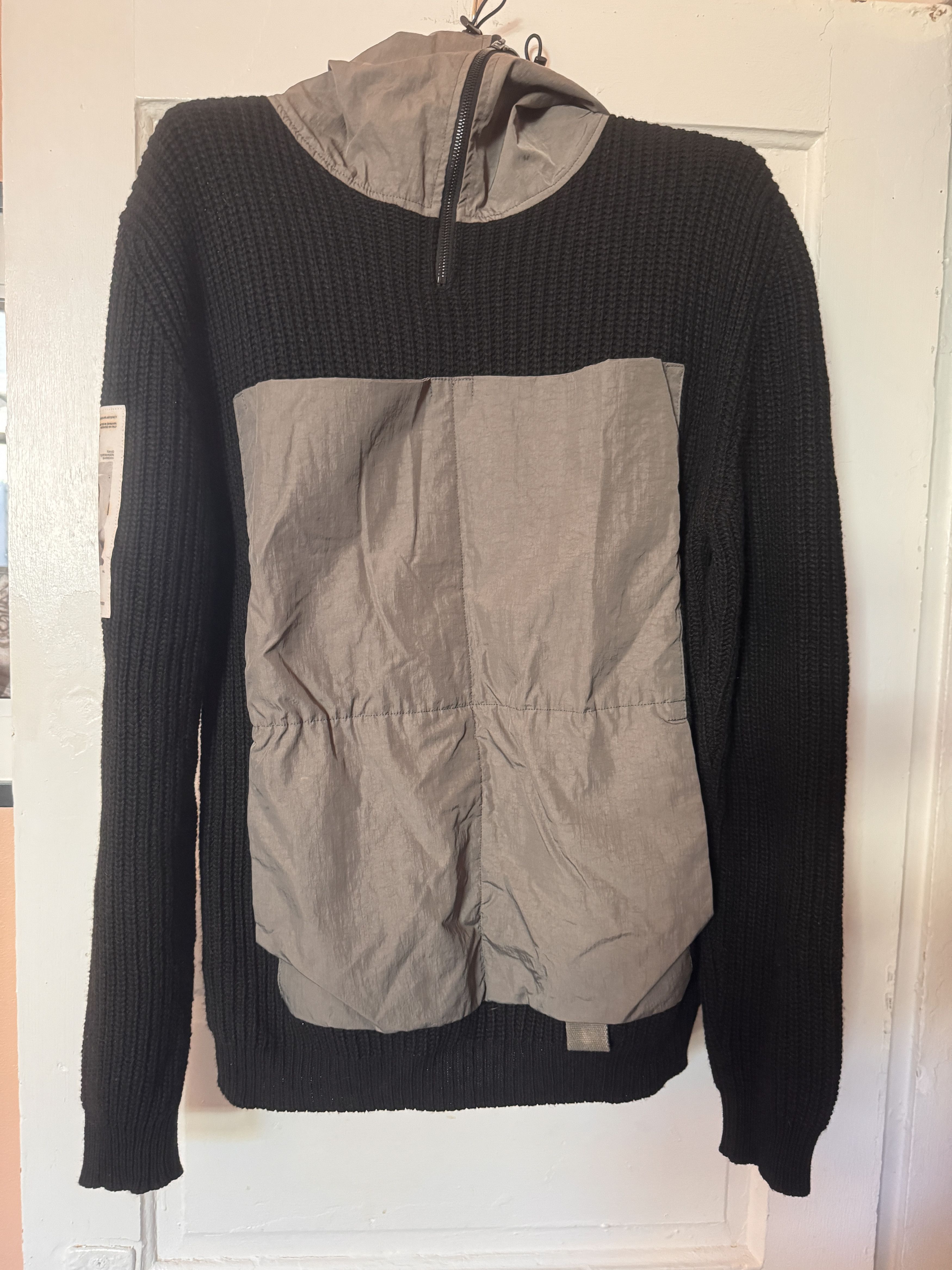 Tobias Birk Nielsen Hooded sweated by Tobias Birk Nielsen, size M Size US M / EU 48-50 / 2 - 1 Thumbnail