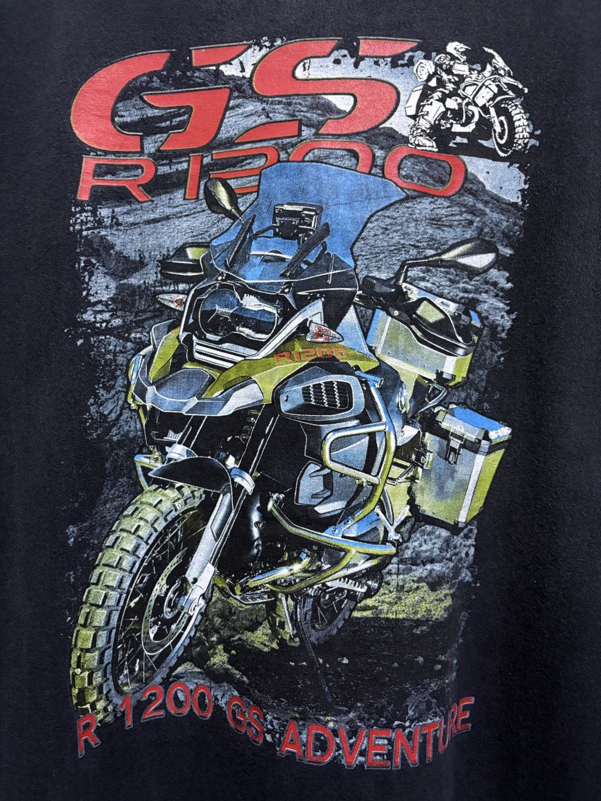 Japanese Brand 2000's Full Scale - BMW R1200 GS Series ( Rare ) T-Shirt Size US L / EU 52-54 / 3 - 6 Thumbnail