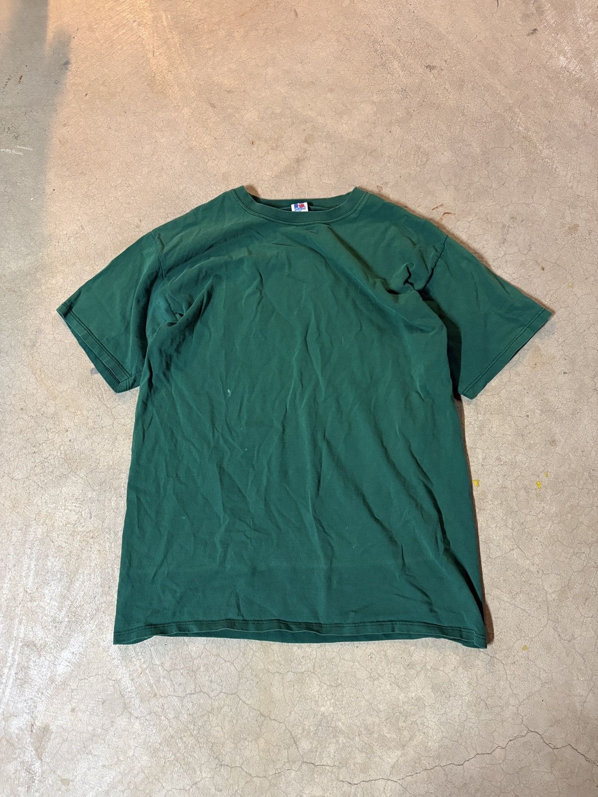 Russell Athletic VTG 90s Russell Athletic Blank Tee Made In USA Faded Green Size US XL / EU 56 / 4 - 1 Thumbnail
