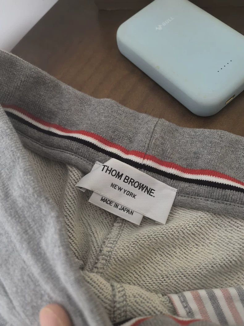 Thom Browne Thom Browne size0 Classic pair of jeans Size US 26 / EU 42 - 5 Thumbnail