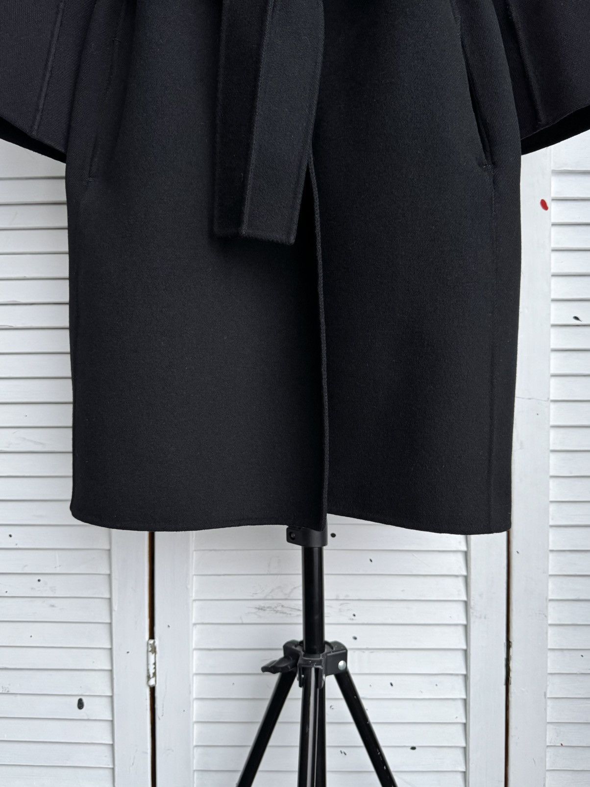 Max Mara S Max Mara Messi Cucito a Mano Wool Coat Black Belted Italy Size XS / US 0-2 / IT 36-38 - 8 Thumbnail