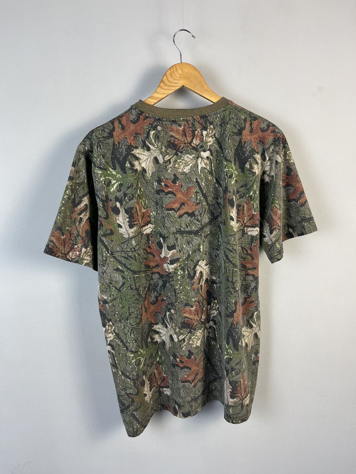 Other Realtree Crazy Vintage Retro Y2K Camo Short Sleeve Tee Shirt Size US L / EU 52-54 / 3 - 6 Thumbnail