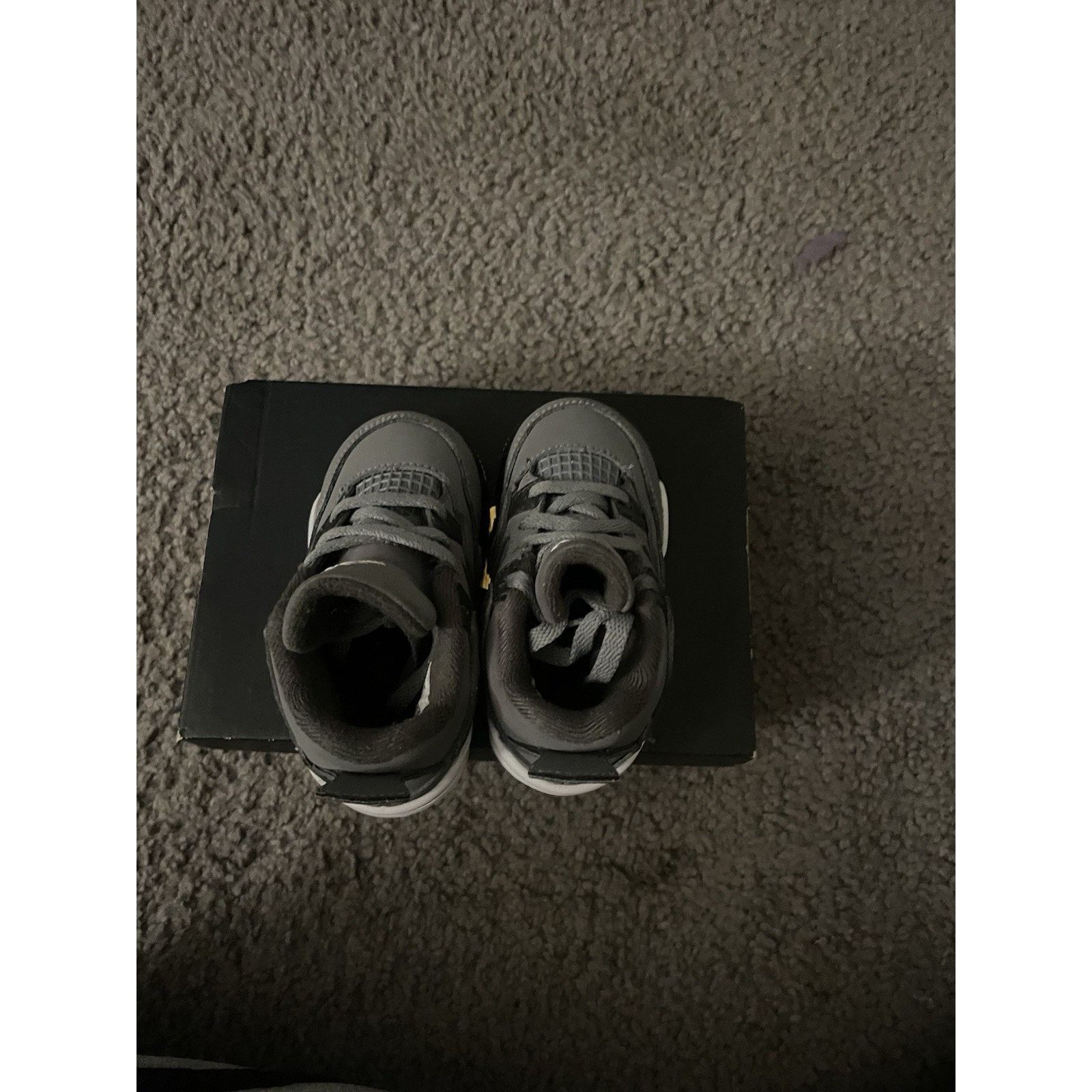 Jordan Brand Size 5c- Air Jordan Retro 4 Cool Grey Toddler Size US 5 / EU 37 - 4 Thumbnail