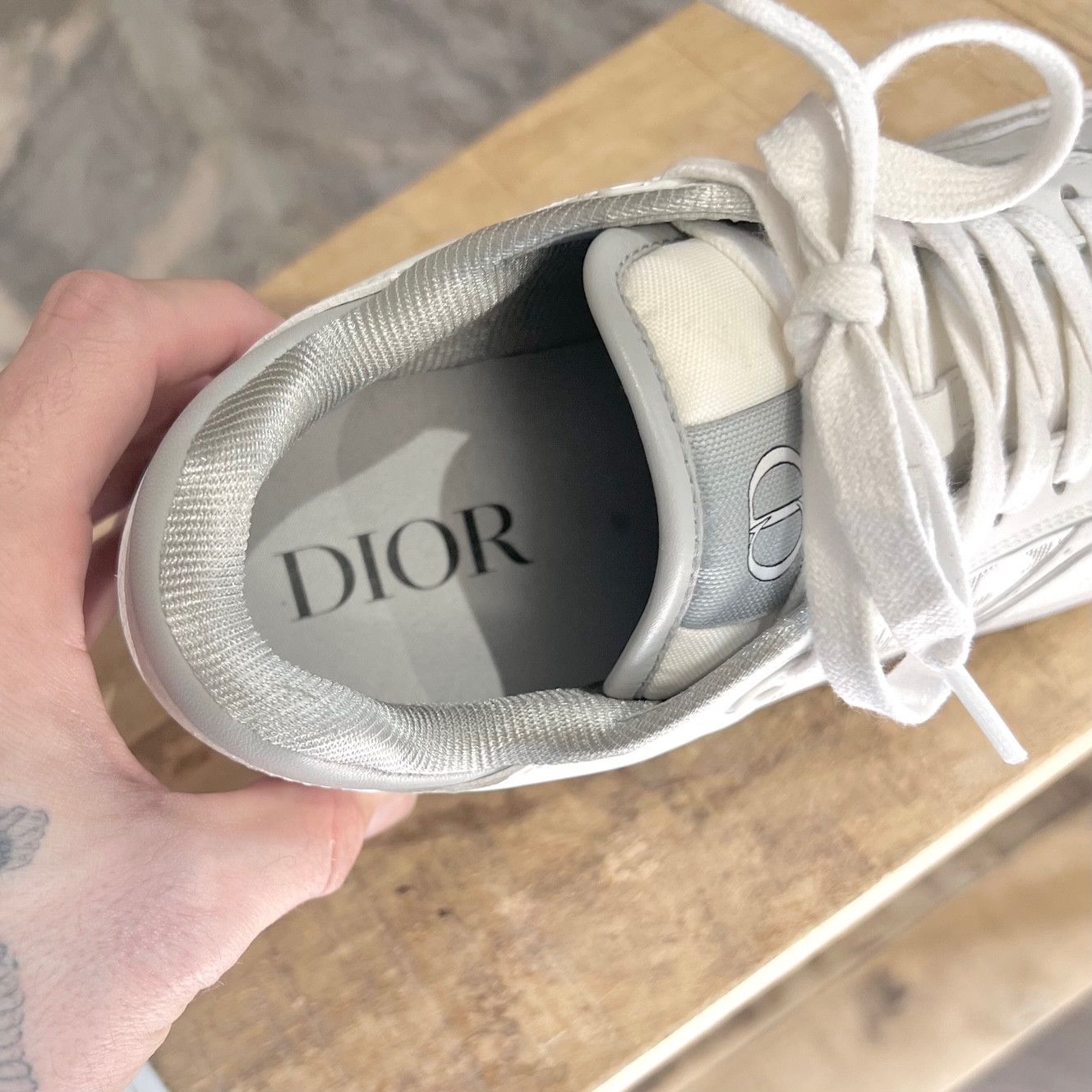 Dior Dior B27 White Grey Oblique Leather Low Top Sneakers Size US 7 / EU 40 - 9 Thumbnail