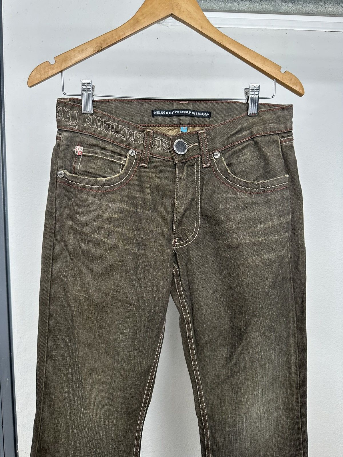 Monarchy Size 30/31 - 00’s Monarchy mudmax tribe flared Size US 30 / EU 46 - 12 Thumbnail