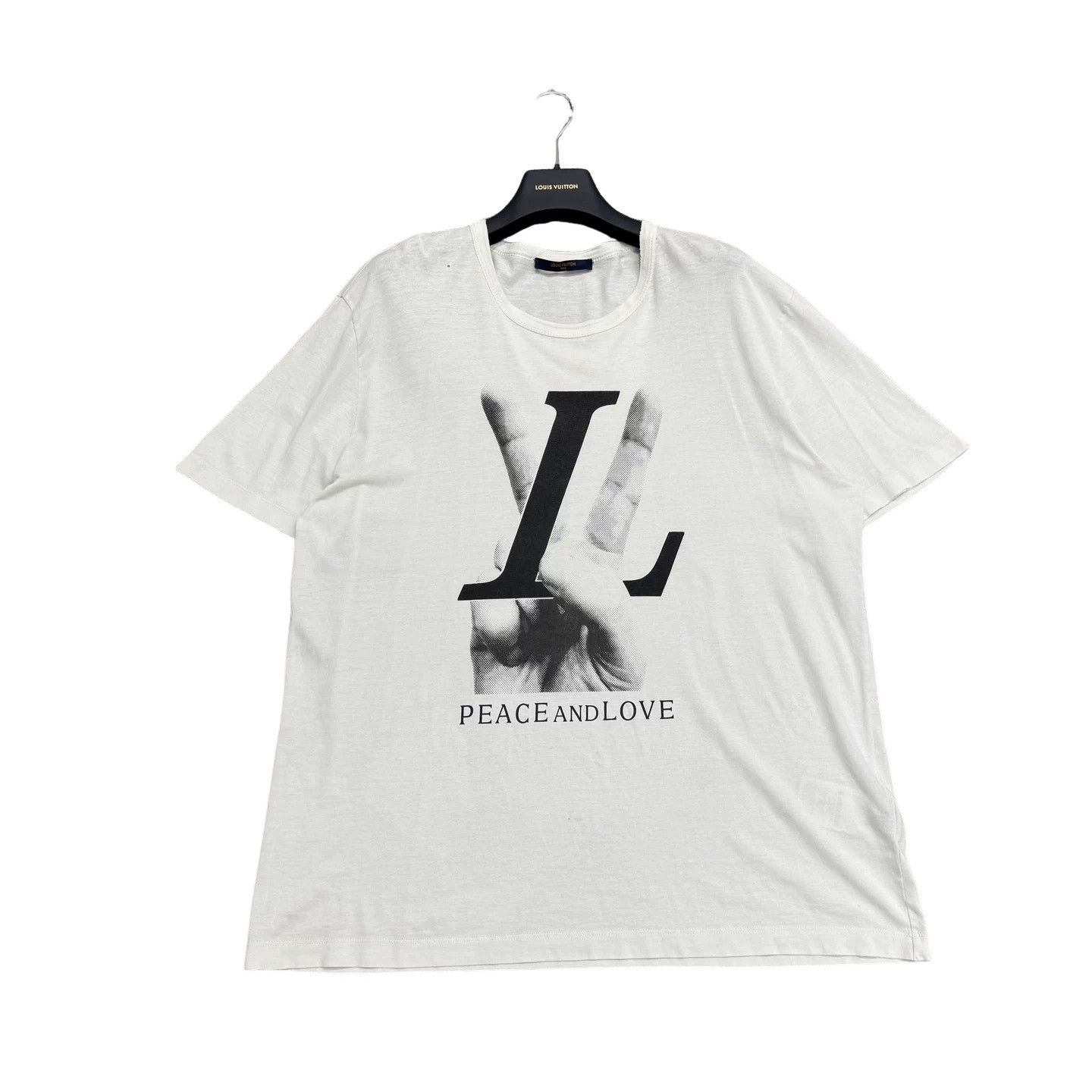 Louis Vuitton 平和と愛 Tシャツ Mサイズ Louis Vuitton Louis Vuitton Peace and Love T-shirt | Grailed