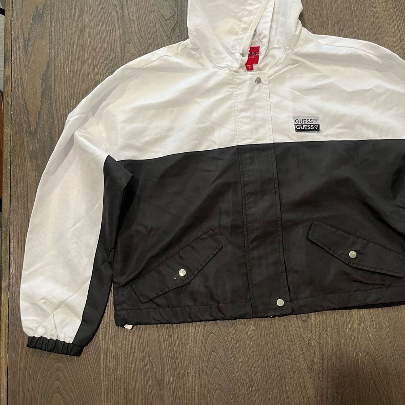 Guess NWOT Guess Black White Cropped Windbreaker Raincoat Size M / US 6-8 / IT 42-44 - 2 Thumbnail