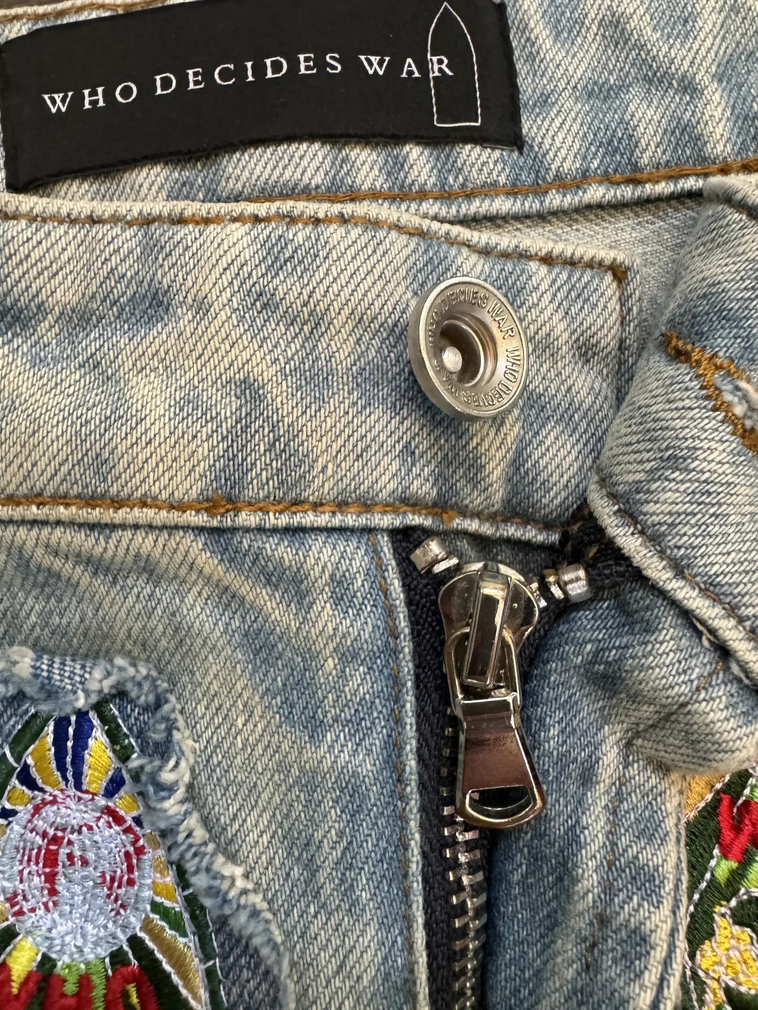 Who Decides War Coliseum Fusion Stained Glass Cathedral Distressed Denim Size US 34 / EU 50 - 5 Thumbnail